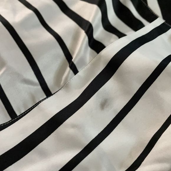 Volcom Stripped Button Down Blouse - Women’s 10 - Picture 8 of 8